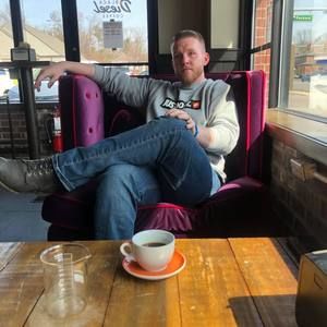 Meet your Posher, Christopher